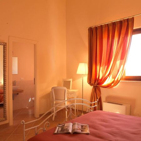 Contado San Lorenzo B&B And Wine Castilenti Екстер'єр фото