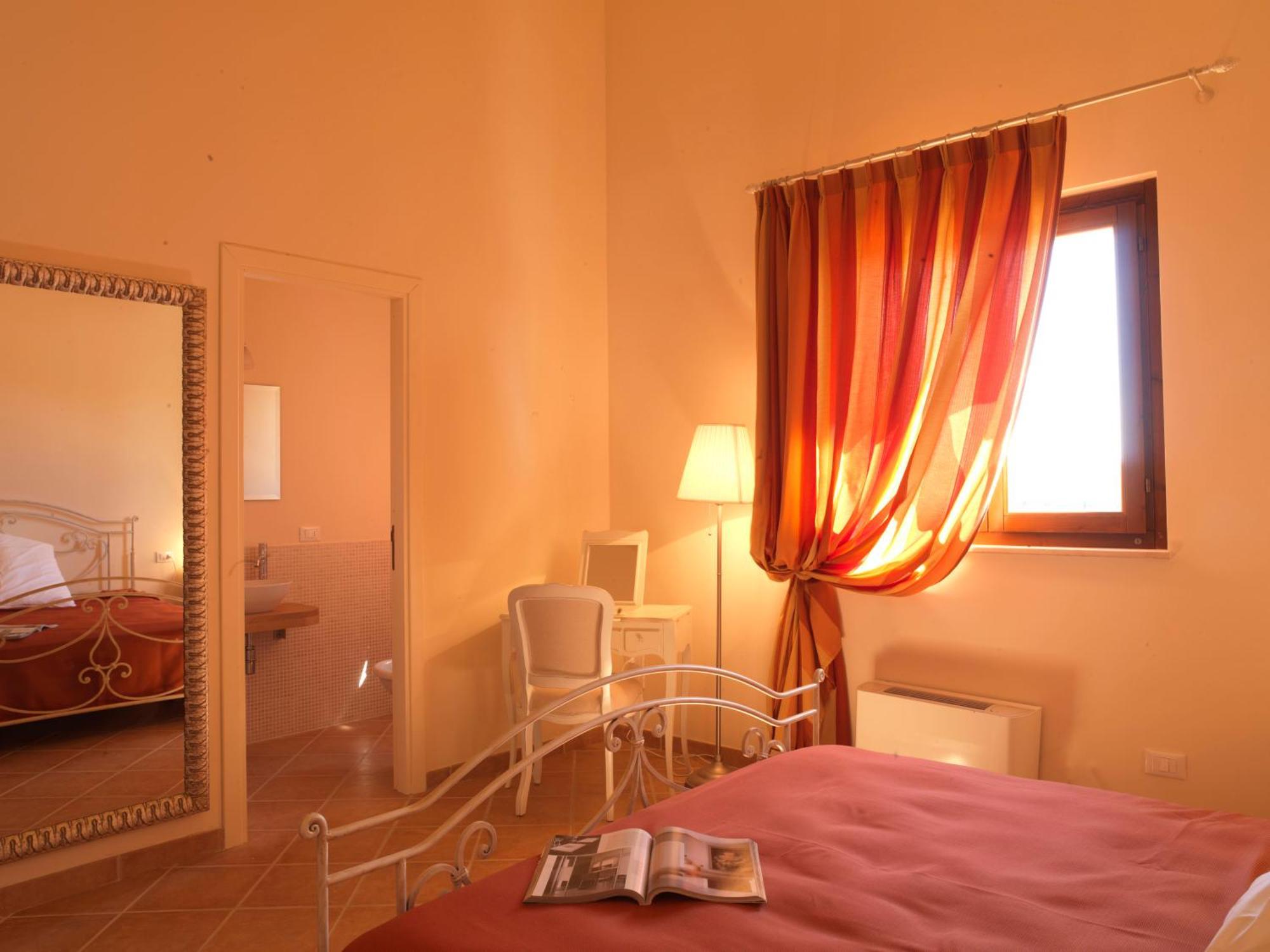 Contado San Lorenzo B&B And Wine Castilenti Екстер'єр фото