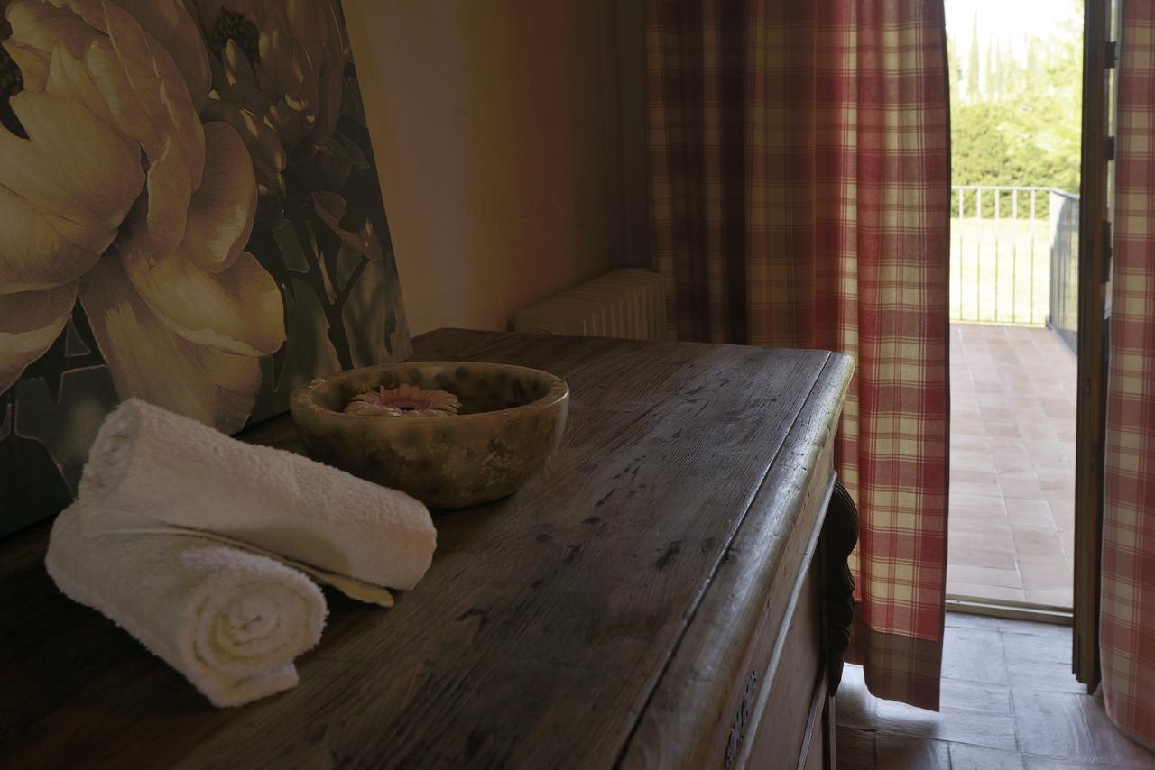 Contado San Lorenzo B&B And Wine Castilenti Екстер'єр фото