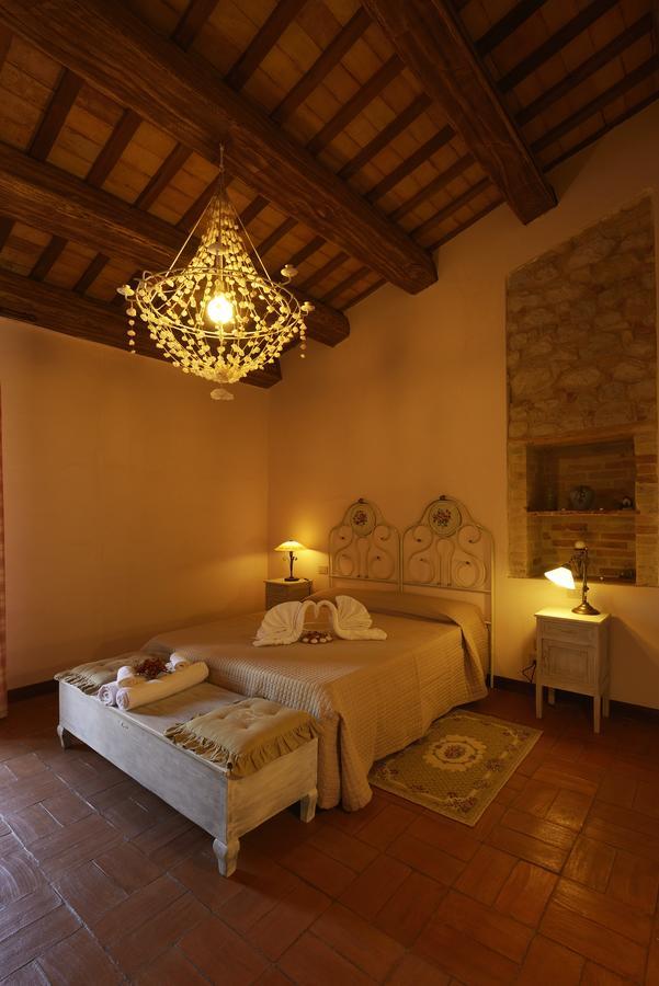 Contado San Lorenzo B&B And Wine Castilenti Екстер'єр фото