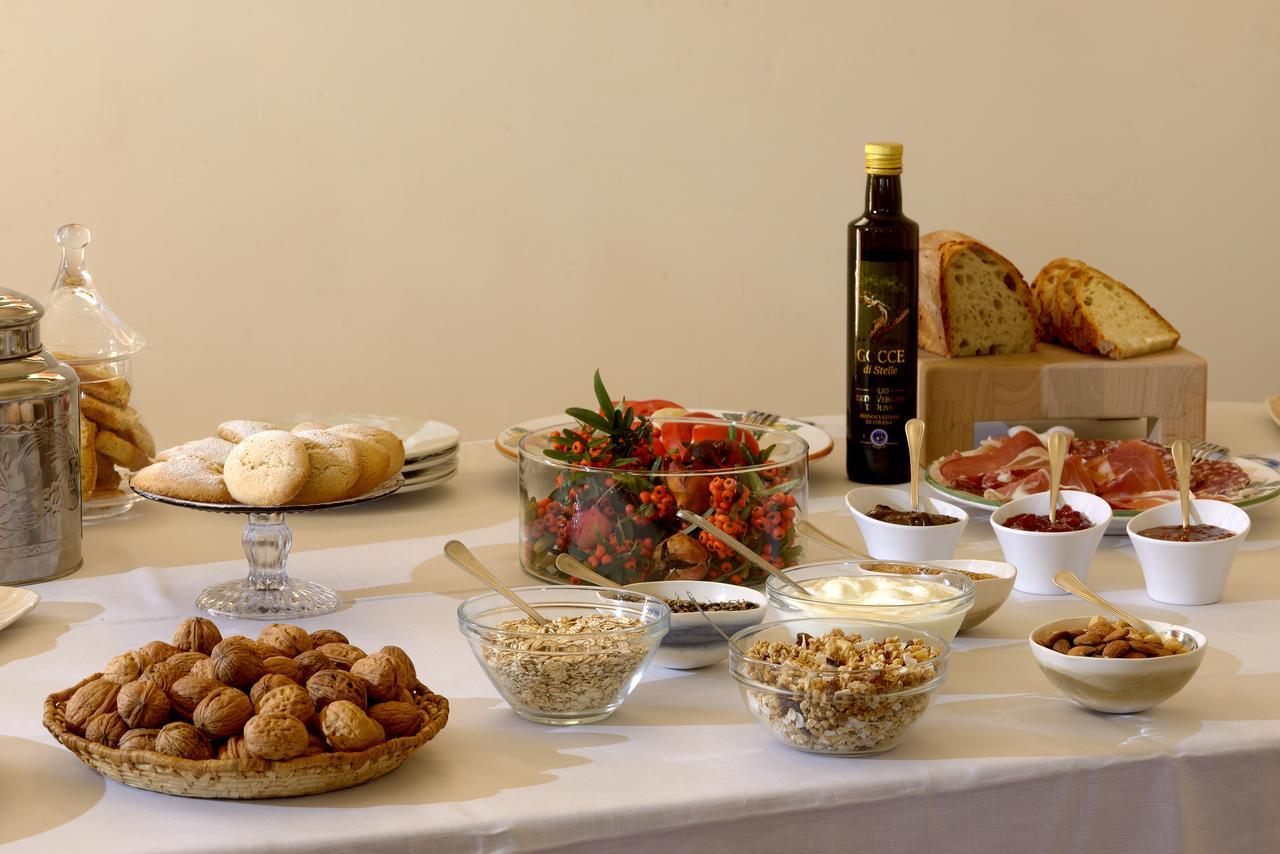 Contado San Lorenzo B&B And Wine Castilenti Екстер'єр фото