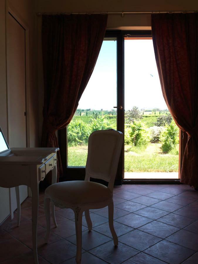 Contado San Lorenzo B&B And Wine Castilenti Екстер'єр фото